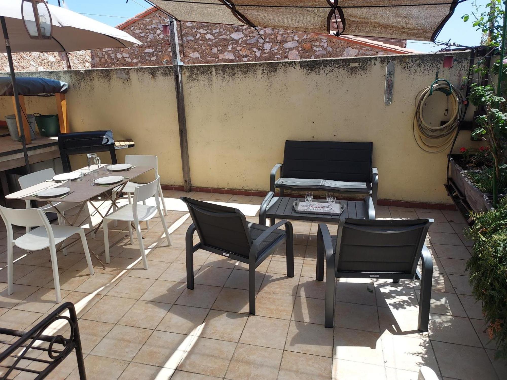 Albasud - Appartement Meuble Avec Terrasse - Salses Le Chateau 66 エクステリア 写真